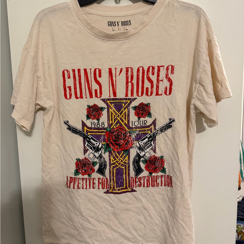 Guns N' Roses Cream Graphic Tee